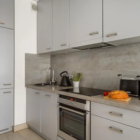 P&o Brylowska Hotel *